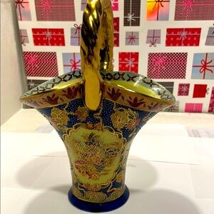 Vintage Royal Satsuma Style Moriage Elegant Gold and Blue Ceramic Basket